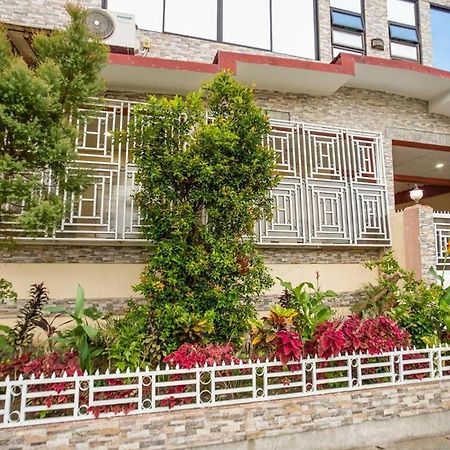 La Belladoza Near Airport Hotel Paranaque City Exterior photo