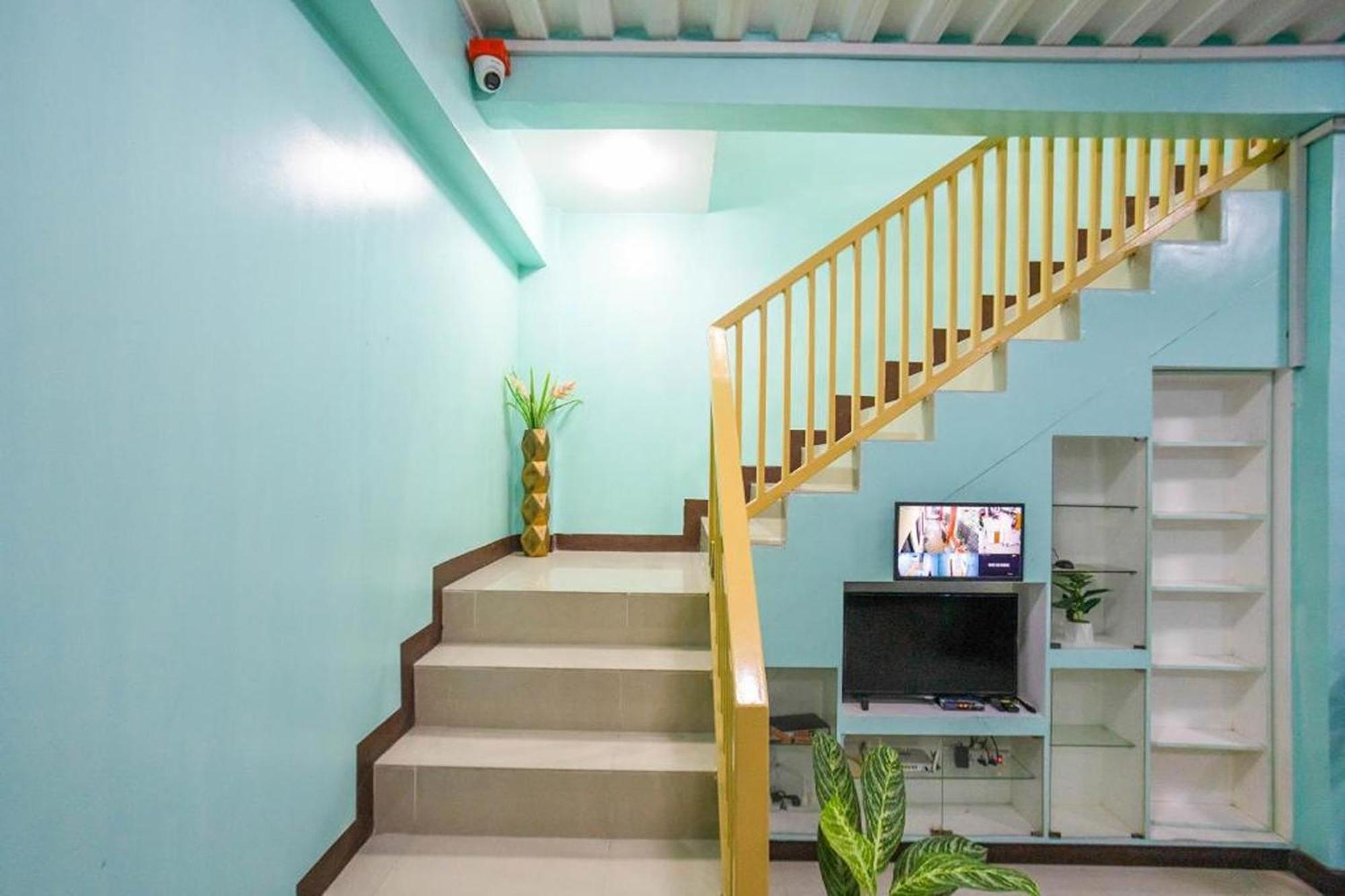 La Belladoza Near Airport Hotel Paranaque City Exterior photo